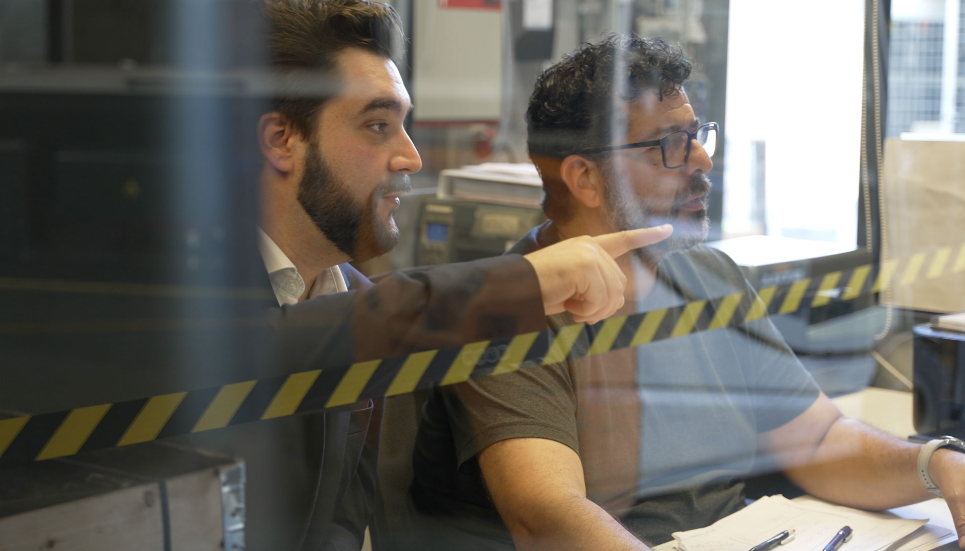 Trabajador de NEXOGESTION millorant la gestió amb un client